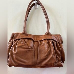 Lupo. Elegant Brown Leather Tote Bag